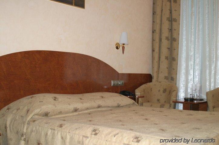 Hotel Carpati Baia Mare Chambre photo