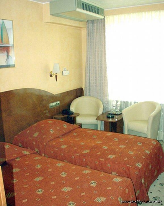 Hotel Carpati Baia Mare Chambre photo