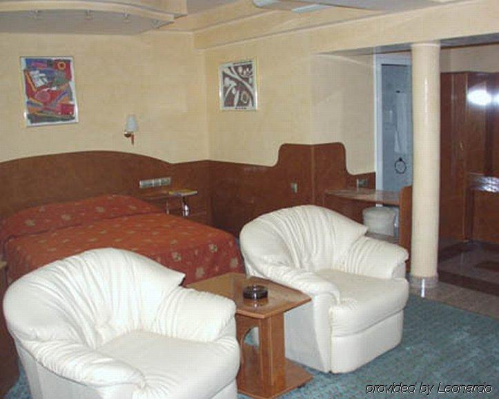 Hotel Carpati Baia Mare Chambre photo